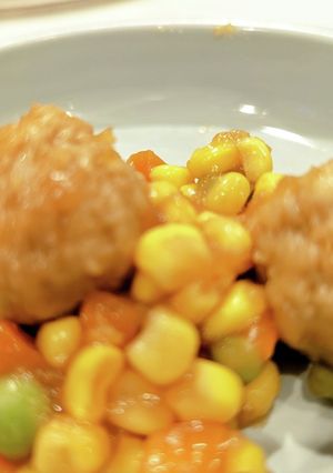 10分で幼児から食べれる彩り肉団子-レシピのメイン写真