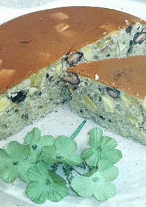 ☆炊飯器で黒豆と煮汁とさつま芋のケーキ☆-レシピのメイン写真