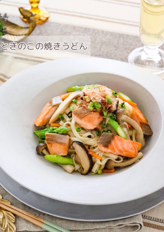 鮭ときのこの焼きうどん-レシピのメイン写真