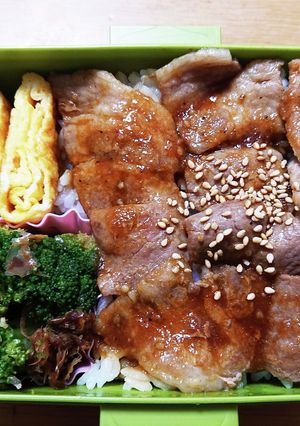 R4/9/28 豚焼き肉弁当-レシピのメイン写真