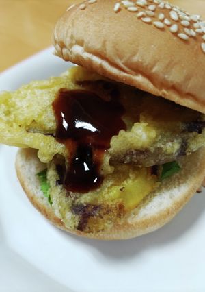 新作で！！　簡単にさつまいも天バーガー-レシピのメイン写真