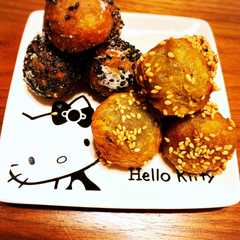 รูปของ さつまいものモチモチごま団子