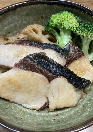 ブリとレンコンの照り焼き-レシピのメイン写真