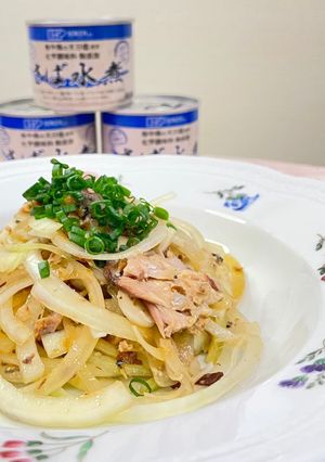 玉ねぎと鯖缶のサラダ-レシピのメイン写真