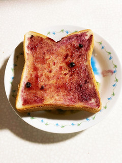 ブルーベリージャムとマーガリンのトースト-レシピのメイン写真