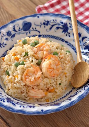 炊飯器でらくらく簡単♪えびピラフ-レシピのメイン写真