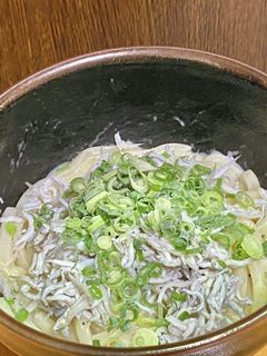 釜揚げチーズうどん・しらす乗せ-レシピのメイン写真