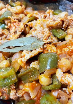 下味しっかり！豚肉とひよこ豆のトマト煮-レシピのメイン写真
