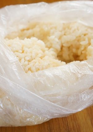 断水時・非常時に役立つ緑茶で袋炊飯-レシピのメイン写真