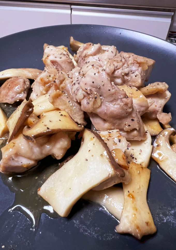 柔らか☆鶏肉とエリンギのバター醤油炒め-レシピのメイン写真