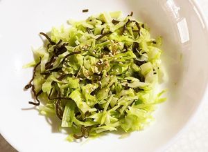 キャベツと塩昆布の和え物(弁当用)-レシピのメイン写真