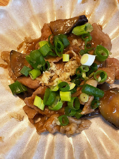 薬味後のせお茄子と豚もも肉の生姜焼き-レシピのメイン写真