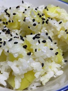 味付けシンプル!さつまいもご飯-レシピのメイン写真