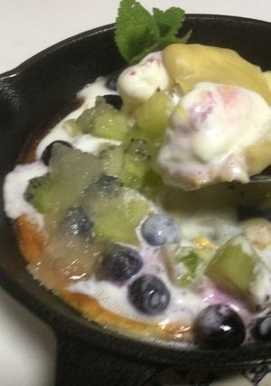 スキレットで暖か簡単パンケーキのデザート-レシピのメイン写真