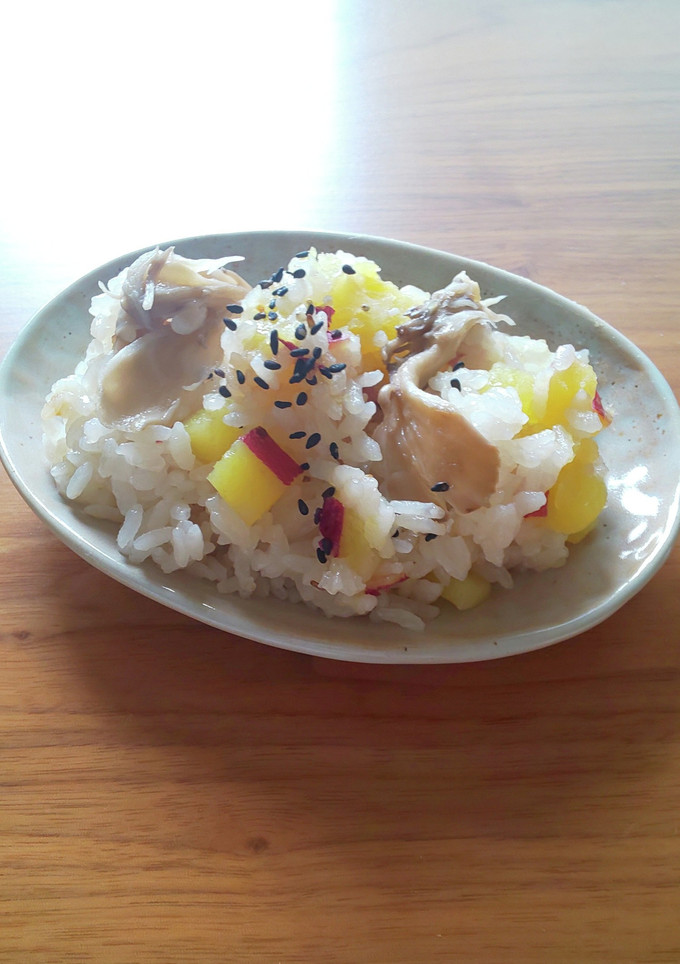 ほくほく薩摩芋と舞茸香る秋の炊き込みご飯-レシピのメイン写真