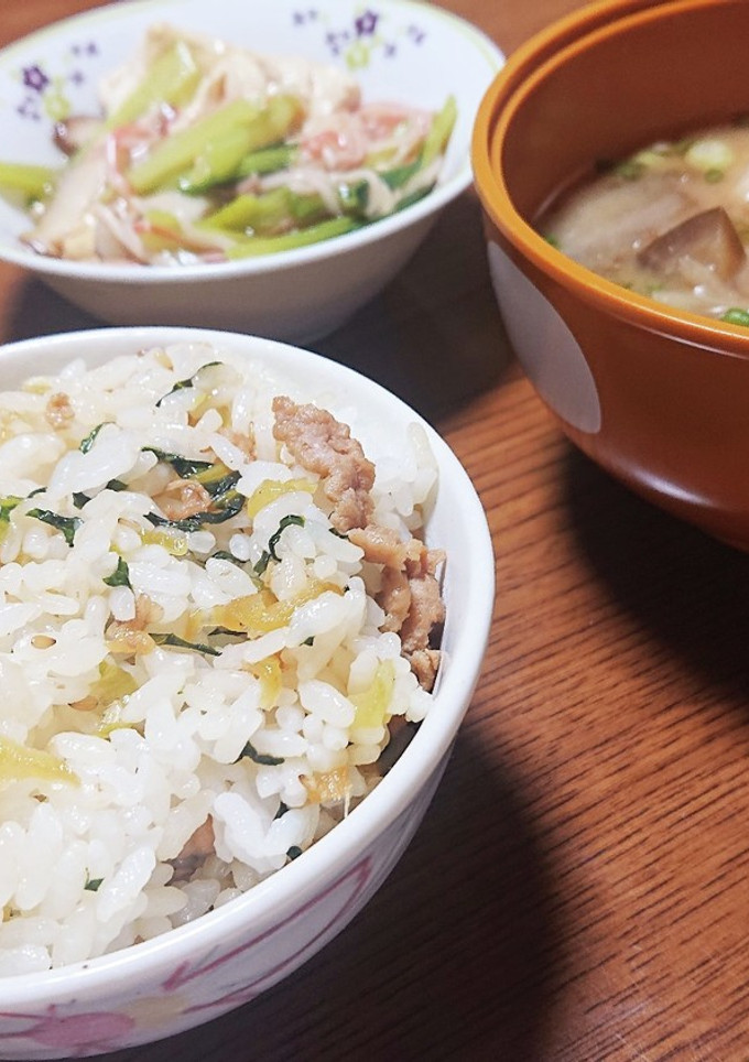 小松菜と豚こまの混ぜご飯-レシピのメイン写真