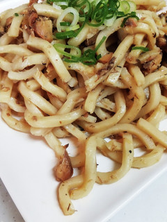 簡単!サバ缶で焼きうどん-レシピのメイン写真