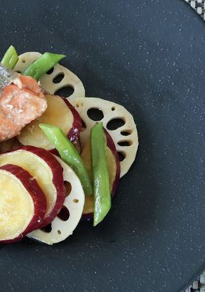 鮭とさつまいもとれんこんのバターしょうゆ-レシピのメイン写真