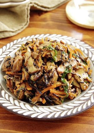 ☆簡単☆ご飯のお供！大葉入り鯖のひじき煮-レシピのメイン写真