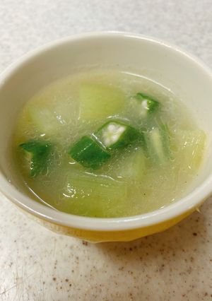 ずいきとオクラで簡単中華スープ-レシピのメイン写真