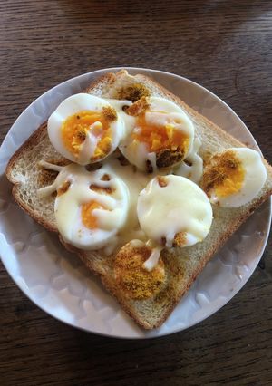 ゆで卵トースト　カレー味-レシピのメイン写真