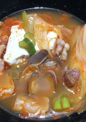 韓国料理の定番【スンドゥブチゲ】-レシピのメイン写真