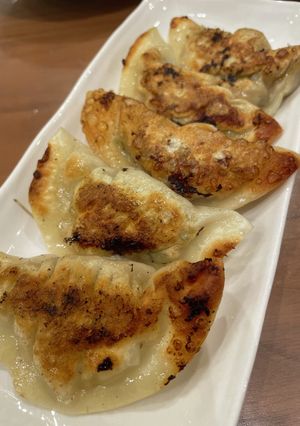 我が家の定番！ぱさつかないジューシー餃子-レシピのメイン写真