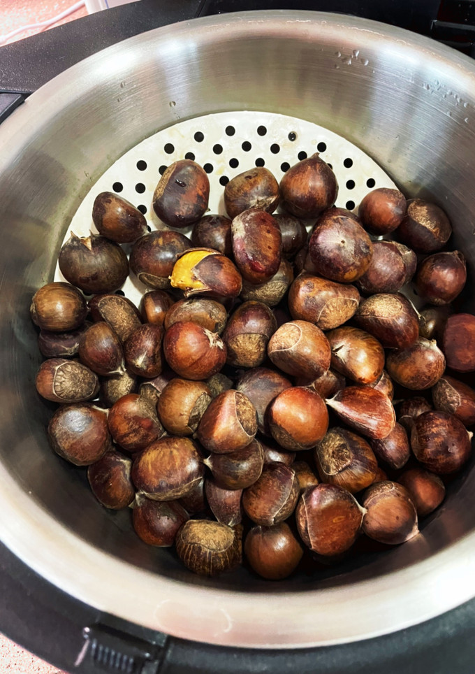 ホットクックで簡単ほくほく蒸し栗-レシピのメイン写真