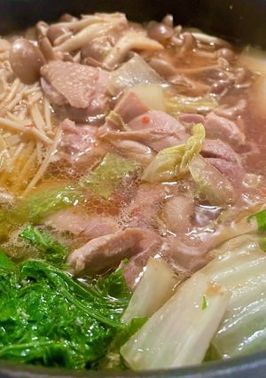 ごま油香る♡にんにく醤油鍋-レシピのメイン写真