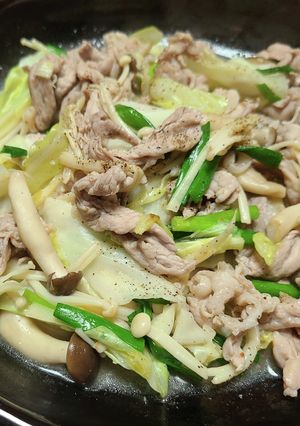 豚肉ときのこの生姜レモン炒め-レシピのメイン写真