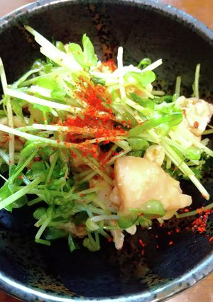 超簡単☆豆苗入り鶏皮ポン酢♪-レシピのメイン写真