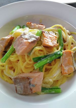 生鮭と小松菜のクリームパスタ-レシピのメイン写真