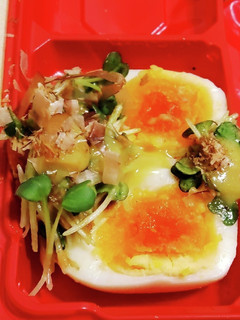 “ゆで玉子・貝割れ大根おかか酢味噌和え”-レシピのメイン写真