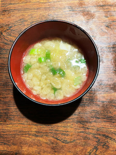 豆腐とネギと天かすで合わせ味噌汁-レシピのメイン写真