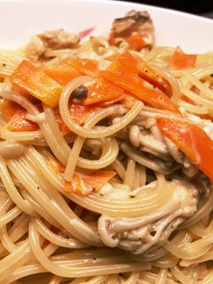 余ったクリーム煮でパスタ-レシピのメイン写真