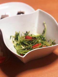 豆苗の油炒め-レシピのメイン写真