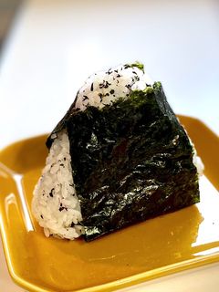 W紫蘇!ゆかりとかおりのおにぎり-レシピのメイン写真