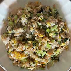 รูปของ 小松菜と豚バラ肉のチャーハン