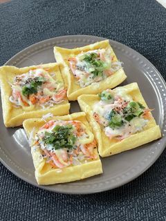 釜揚げ桜えびとしらす干しの油揚げピッツァ-レシピのメイン写真