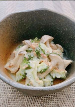 副菜に！ゴーヤとしめじのおかかマヨ和え-レシピのメイン写真