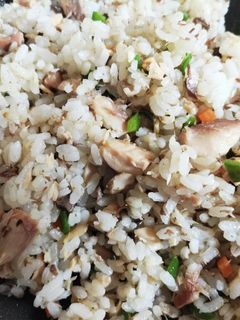 節約、缶詰レシピ! サバ水煮缶ピラフ-レシピのメイン写真