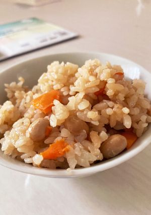 大豆とにんじんの炊き込みご飯-レシピのメイン写真