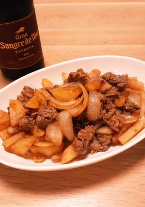 ワインに合う♪コク旨じゃがいも牛肉炒め-レシピのメイン写真