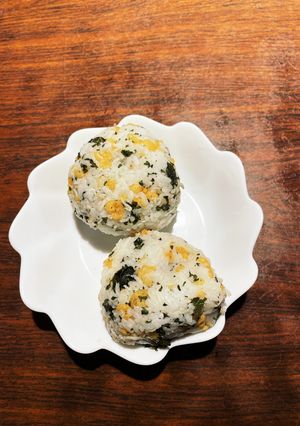 天かすと青紫蘇しらすお結び-レシピのメイン写真