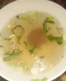 血液サラサラ！梅干と鶏ゆで汁のスープ