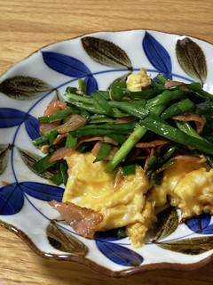 ハムで!お手軽ニラ玉オイスター炒め-レシピのメイン写真