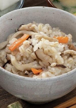 もち麦入りきのこご飯～秋葉区～-レシピのメイン写真