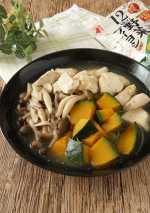 鶏肉とかぼちゃの野菜ブイヨン煮-レシピのメイン写真