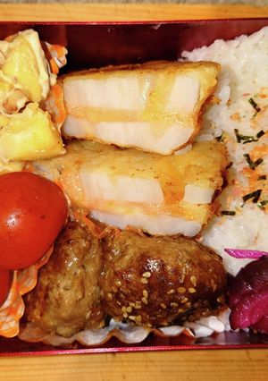 蓮根肉団子黒酢あん　明太チーズ蓮根天ぷら-レシピのメイン写真