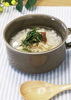 109.鶏入り梅しそがゆ-レシピのメイン写真